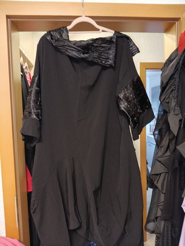 Kleid aus taft in - h4,